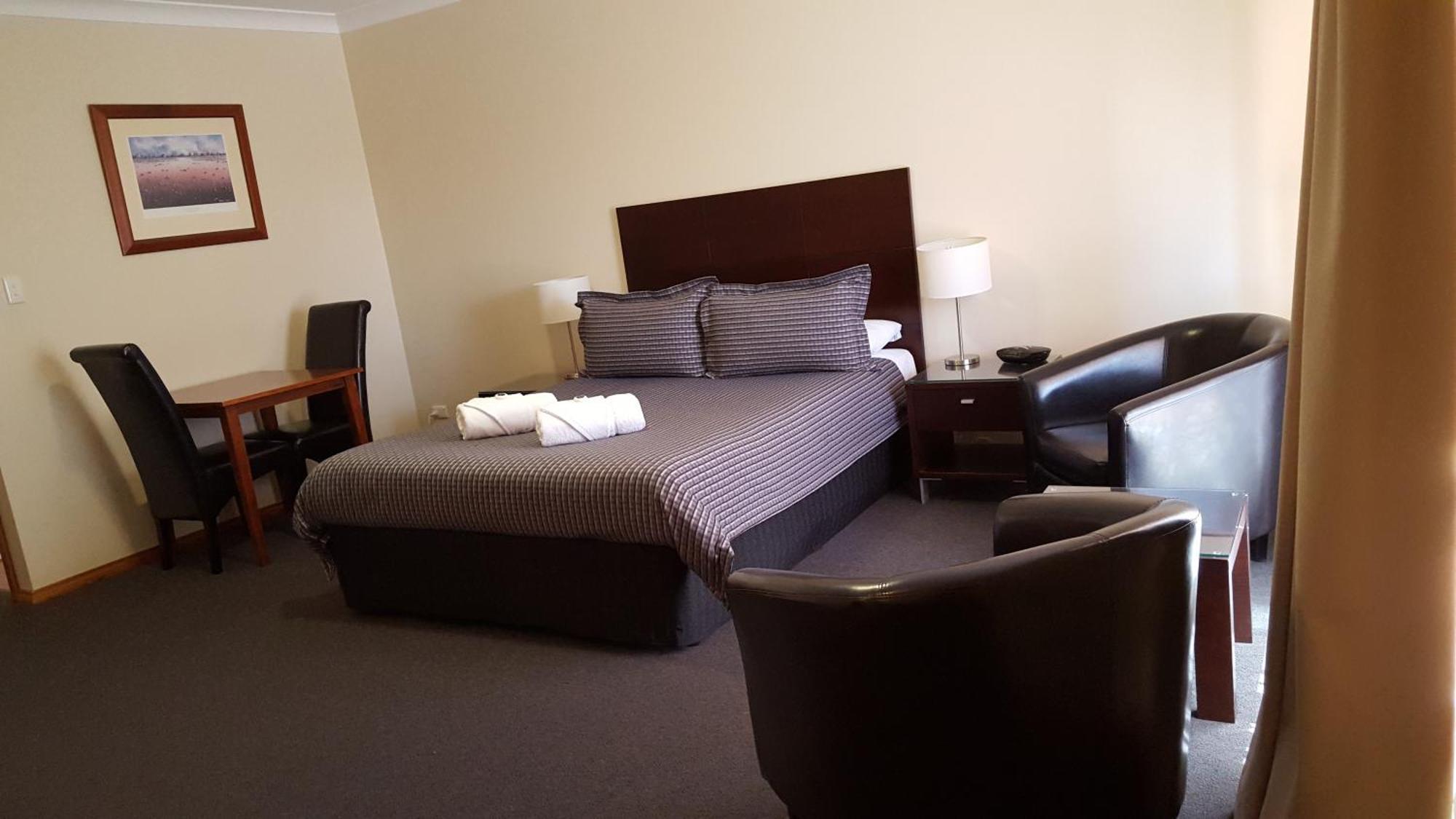 Gateway Motor Inn - Self Check-In Брокен-Гілл Екстер'єр фото